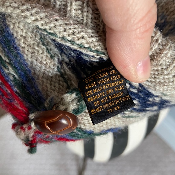 Vintage 1990s Eddie Bauer sweater vest - Picture 8 of 9